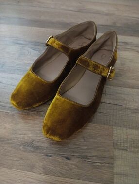 Sam Edelman Michaela Velvet Mary Jane Pumps in Mustard Yellow